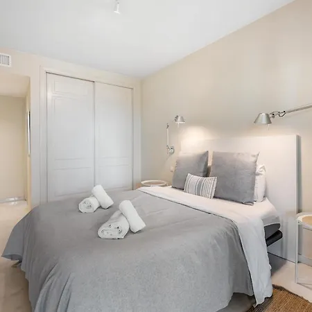 Lxr Alma Terrace, 2 Bedrooms, Close To The Sea